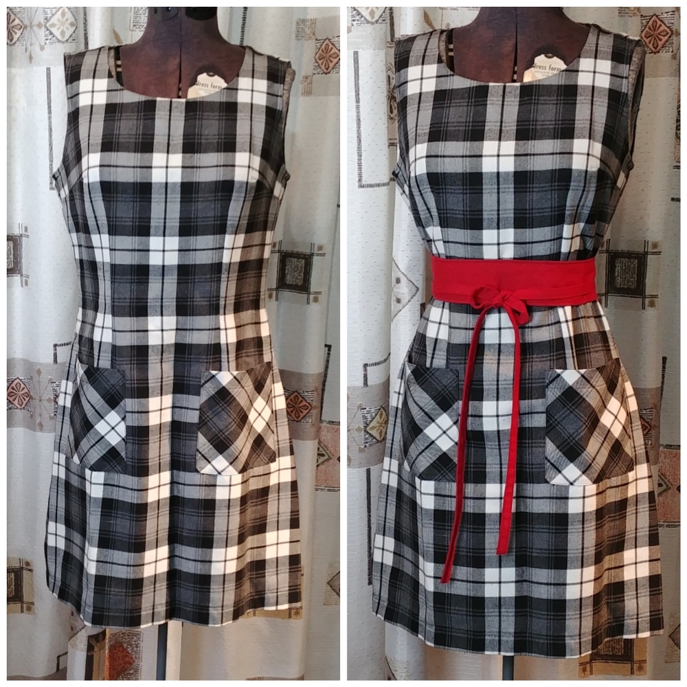 Vintage Bonkers Black & White Shift Dress